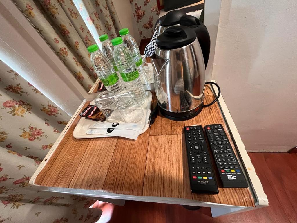 Mr Hotel Nusa Bestari Skudai Buitenkant foto
